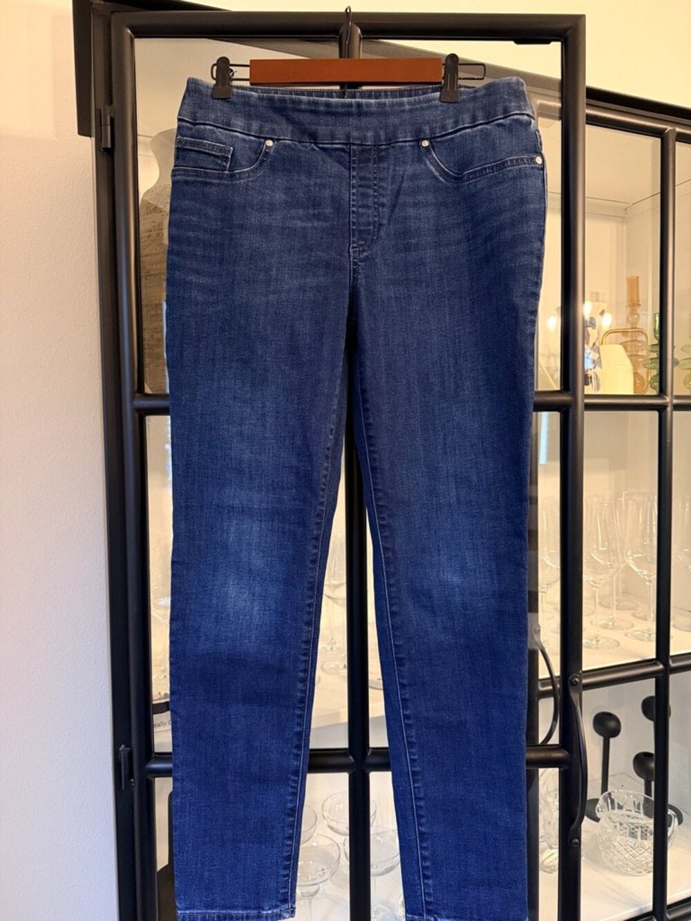 Chico's Ultimate Fit Pull On Jeggings Medium Wash Denim 0.5R 6